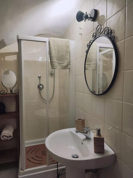 Casa Marcellino - Centro Storico Apartment Genoa Bagian luar foto